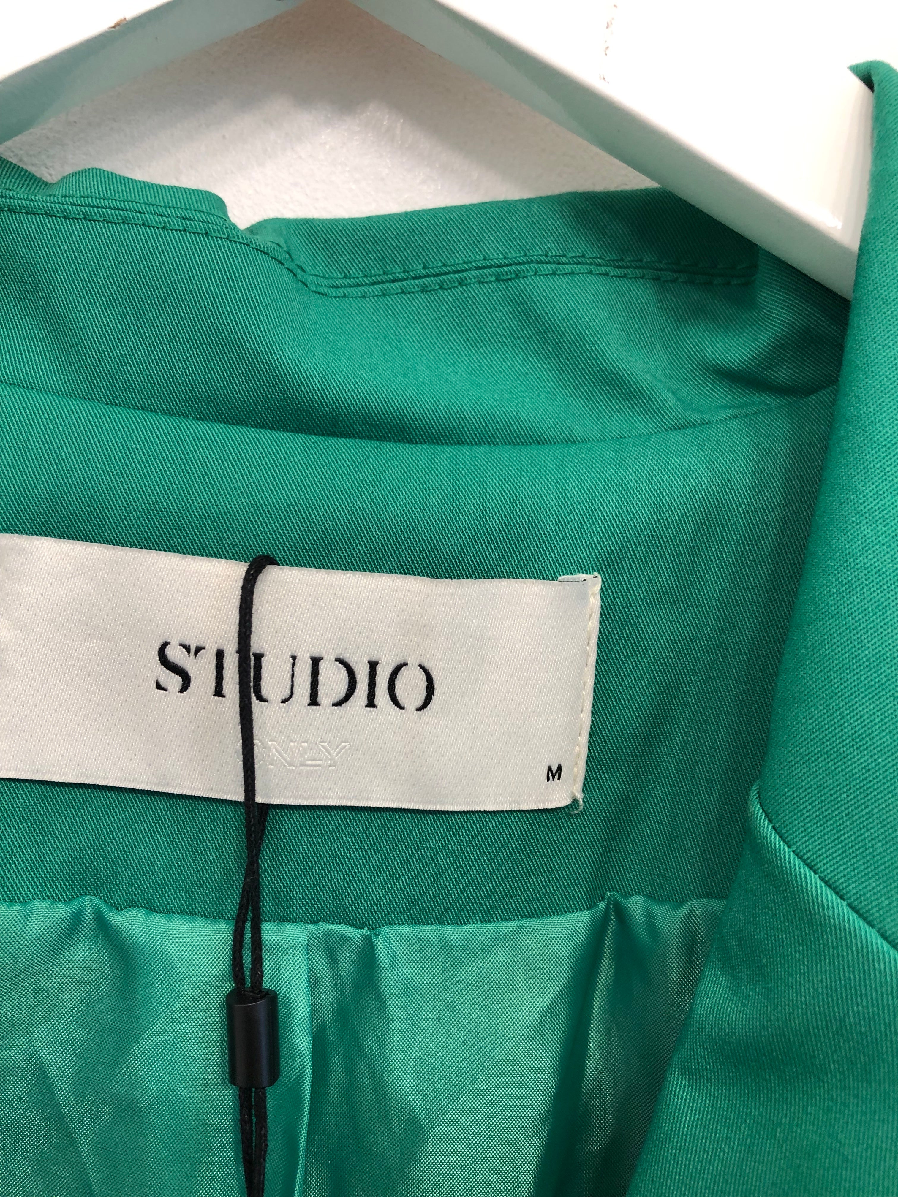 Studio Blazer